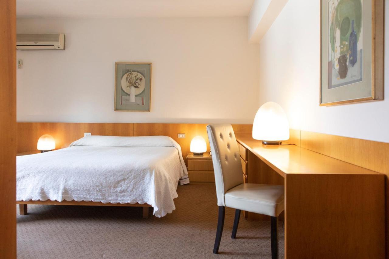Hotel Due Mori Cittadella Kültér fotó